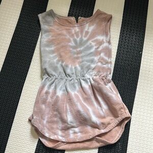 Rylee + Cru tie dye bubble